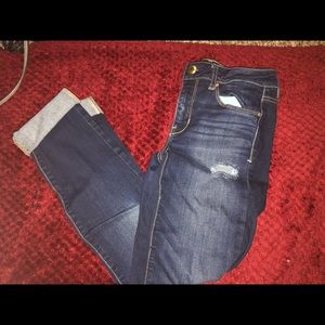 Ripped American eagle skinny jeans